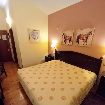 Vytina Mountain View Hotel Екстер'єр фото