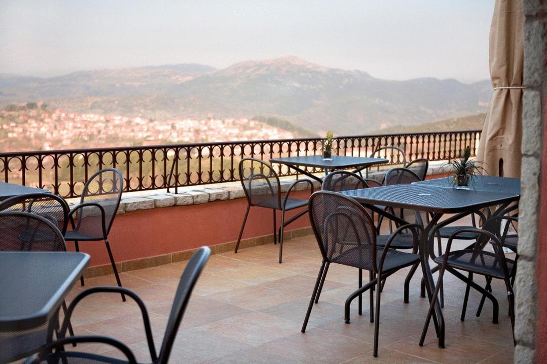Vytina Mountain View Hotel Екстер'єр фото