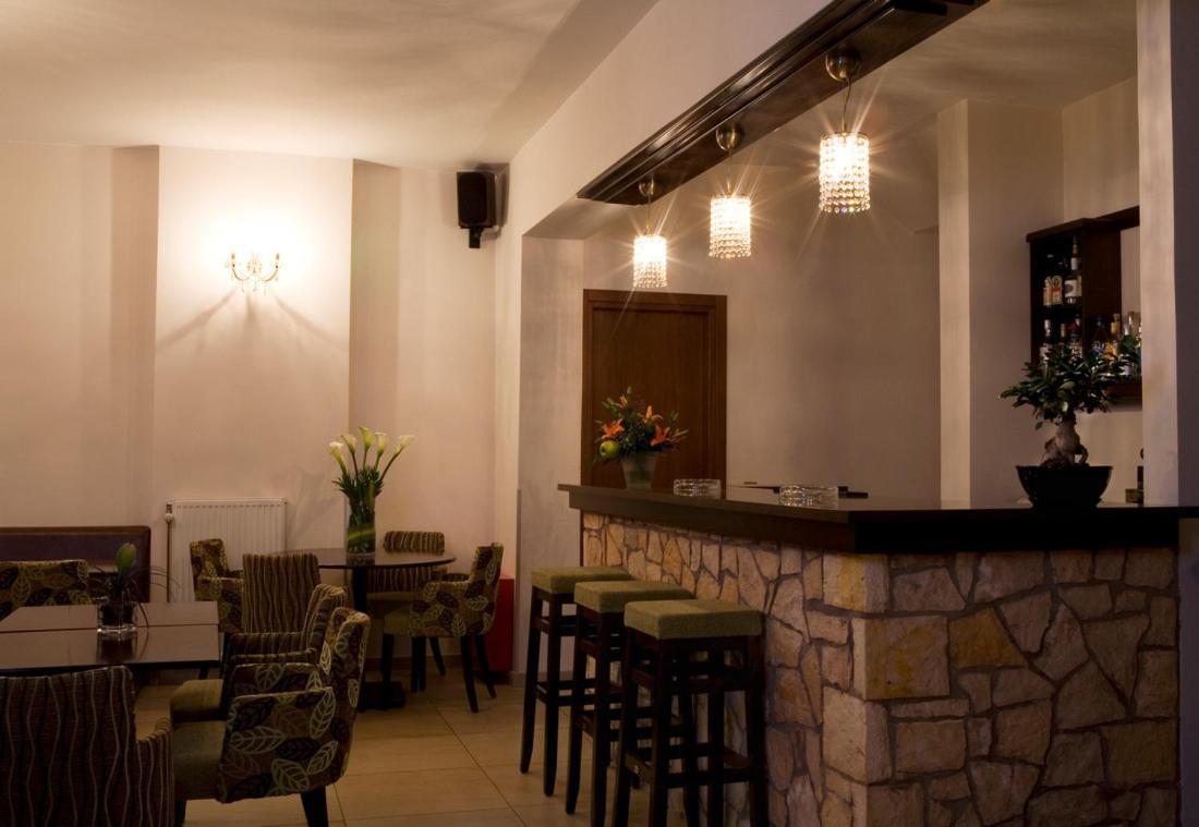 Vytina Mountain View Hotel Екстер'єр фото