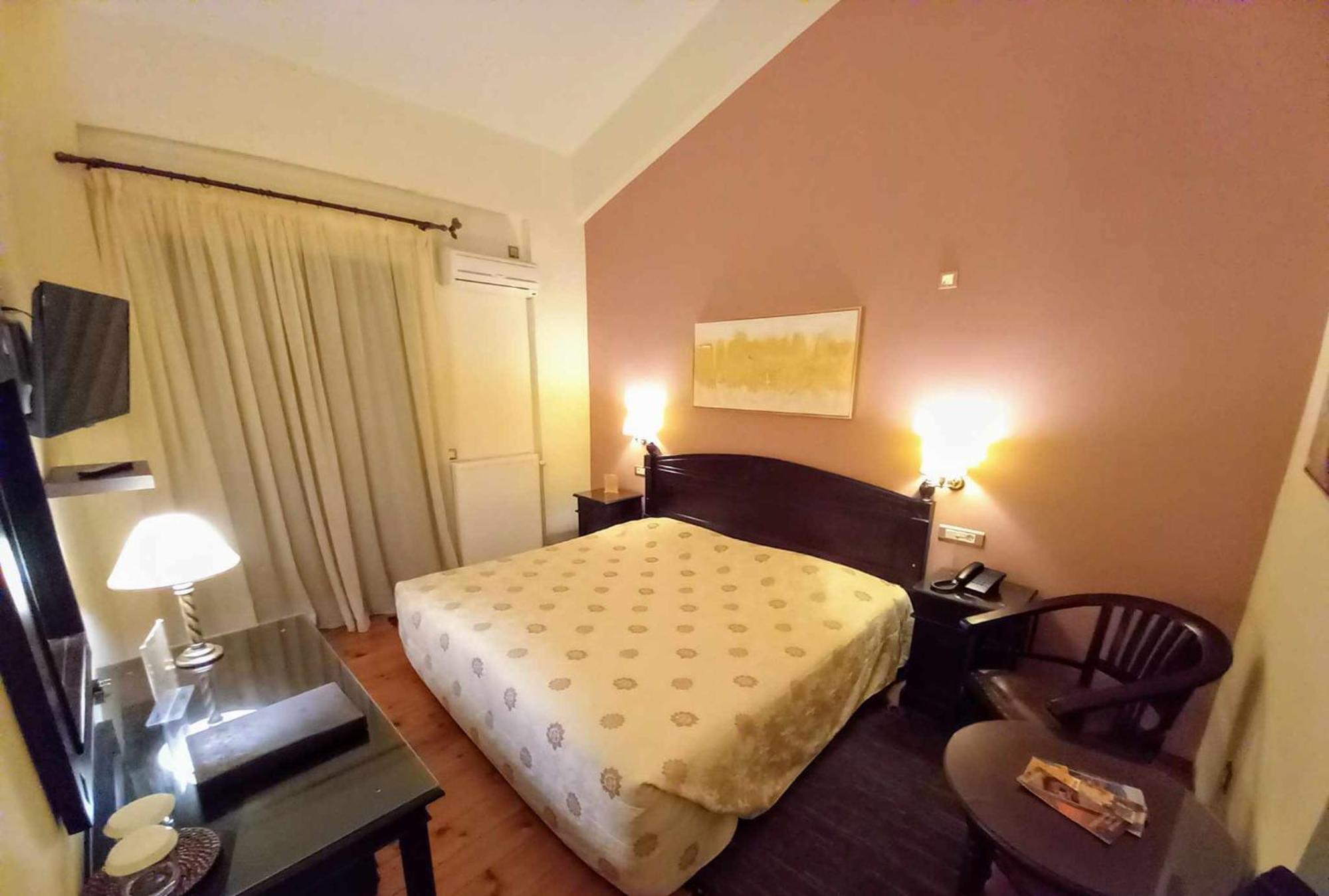 Vytina Mountain View Hotel Екстер'єр фото
