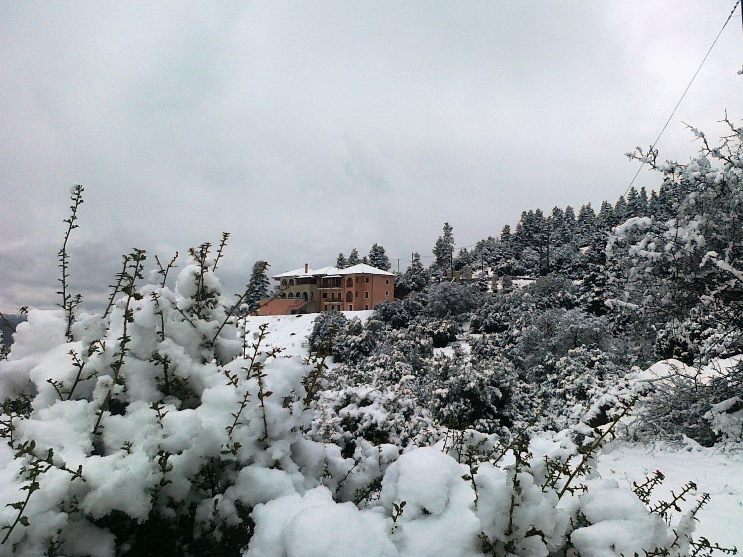 Vytina Mountain View Hotel Екстер'єр фото