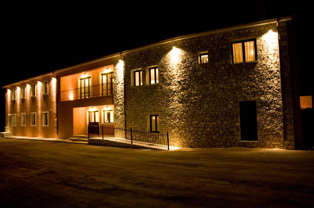Vytina Mountain View Hotel Екстер'єр фото