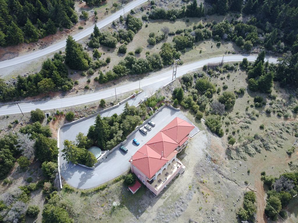 Vytina Mountain View Hotel Екстер'єр фото